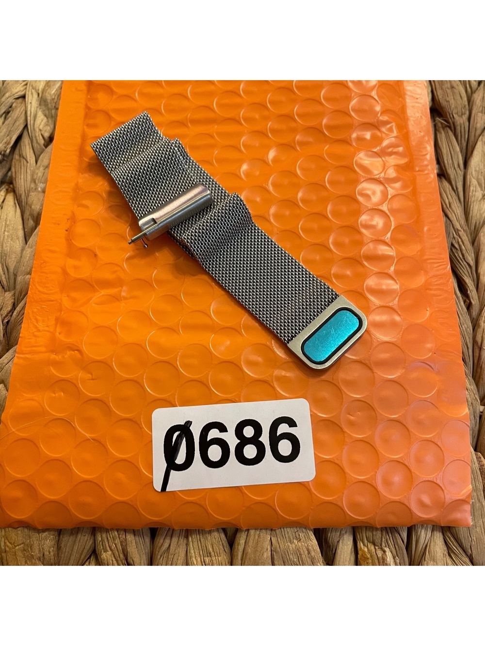 ✅ Stainless Steel Mesh Watch Band for Fitbit Versa 2 Lite Silver Large